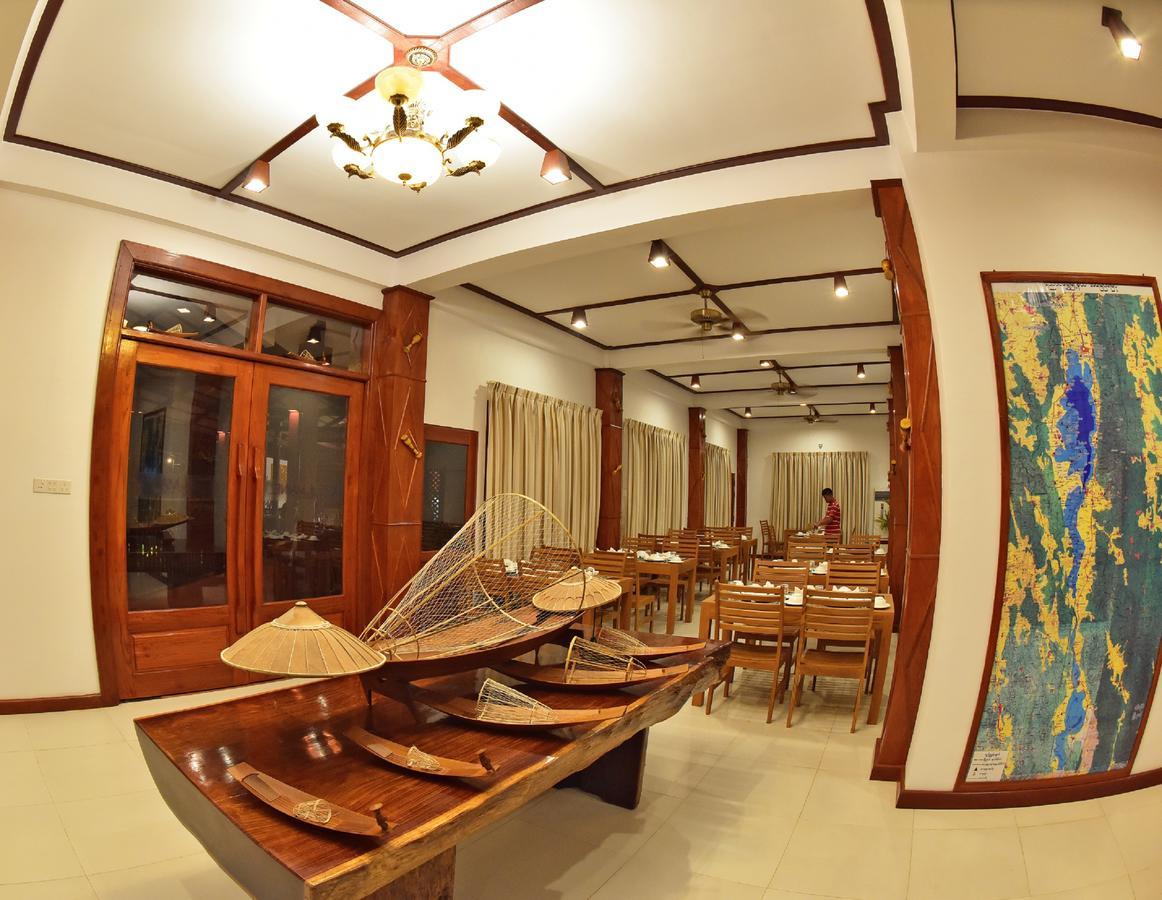 Hotel Maineli Ньоншуэ Экстерьер фото